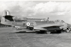 72Meteors-F8-Maurice-Shaw-MS-CF-Stn-Flt-1957-197285-1