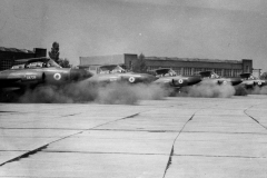 72-Javelin-Line-Start-UpR