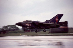 48.-Tornado-GR.1-takeoff04