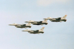 Fenton-Flypast-by-USAFE-F16s-Passing-out-Parade-June-86