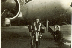 08-22-Oct-1960-Anson-VV570-and-self